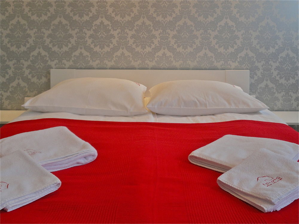 Adler Bed&Breakfast Leilighet Łódź Eksteriør bilde